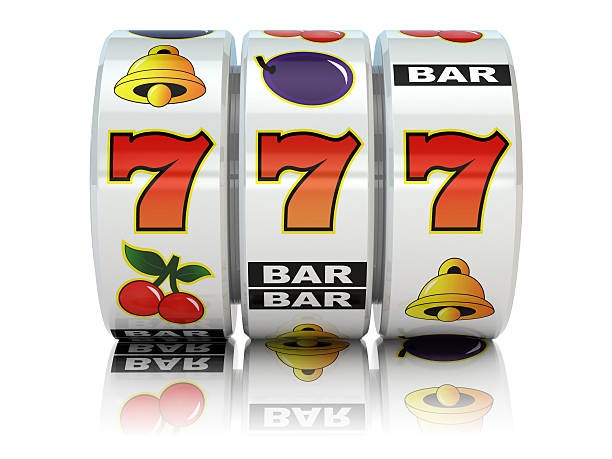 dynasti slot mobile app home screen showing account balance and game categories